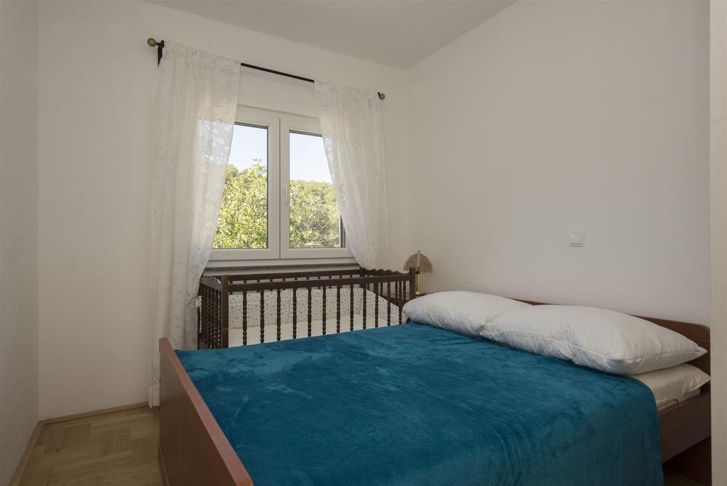 Apartment Jure Slatine Bagian luar foto